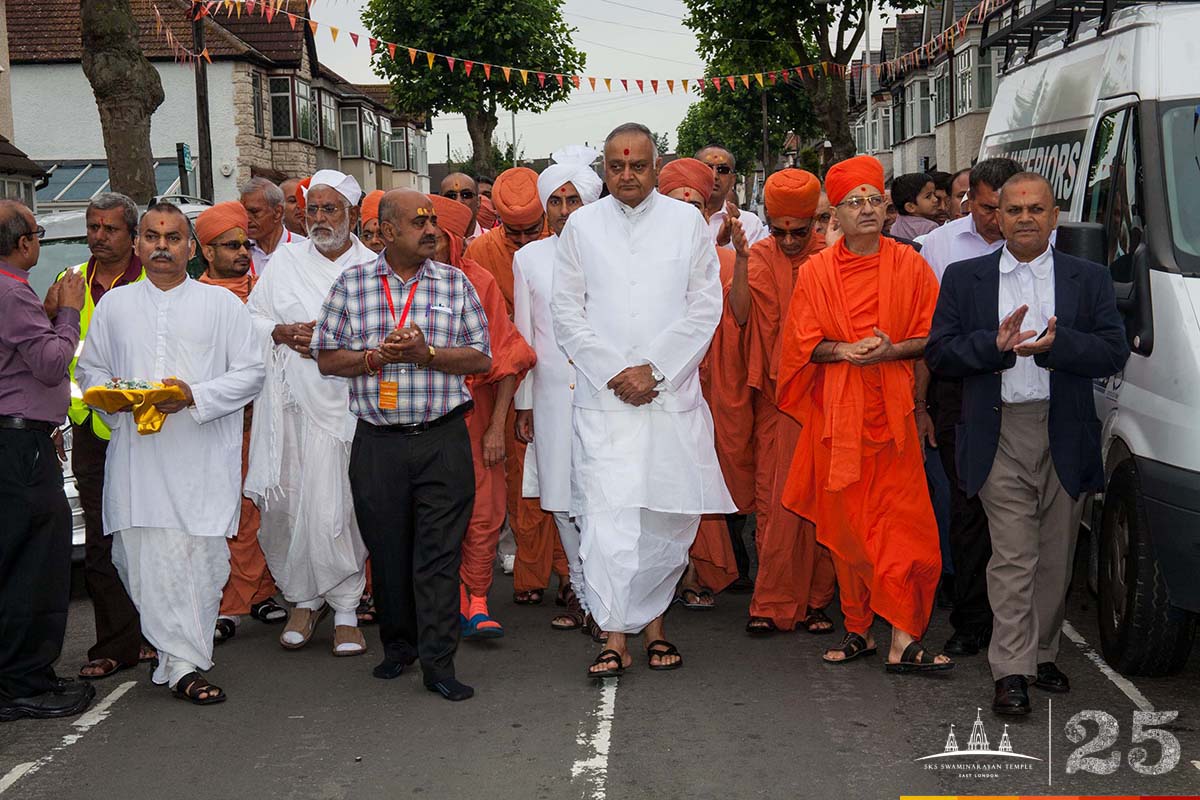 ©1987-2017 SKS Swaminarayan Temple East London